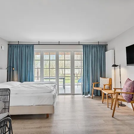 2 * Sankt Peter-Ording